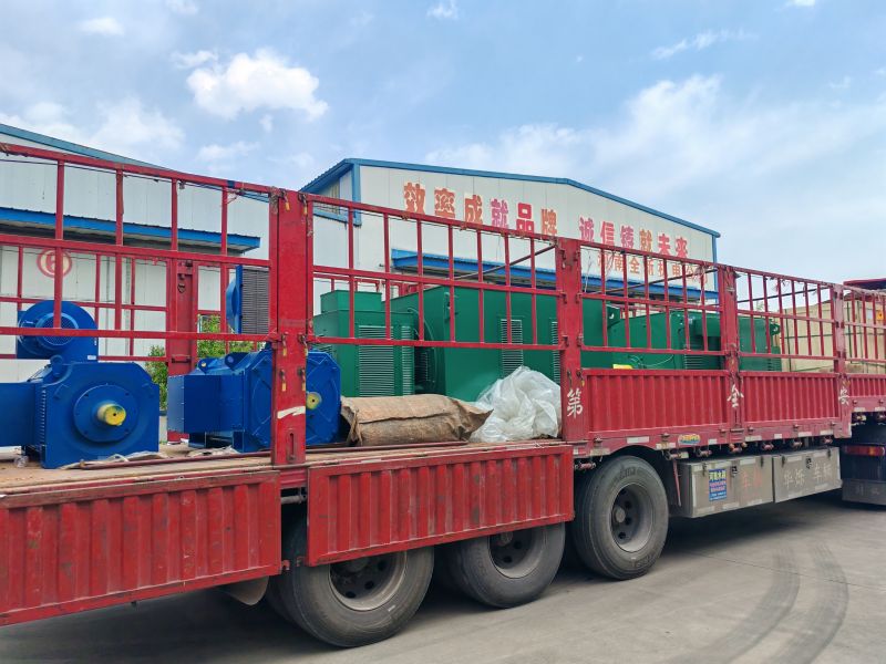 兩台直流電機和兩台交流電機正（zhèng）好一車貨，出發（fā）